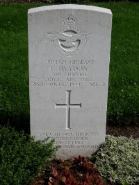 Klagenfurt War Cemetery - Heydon, Cyril